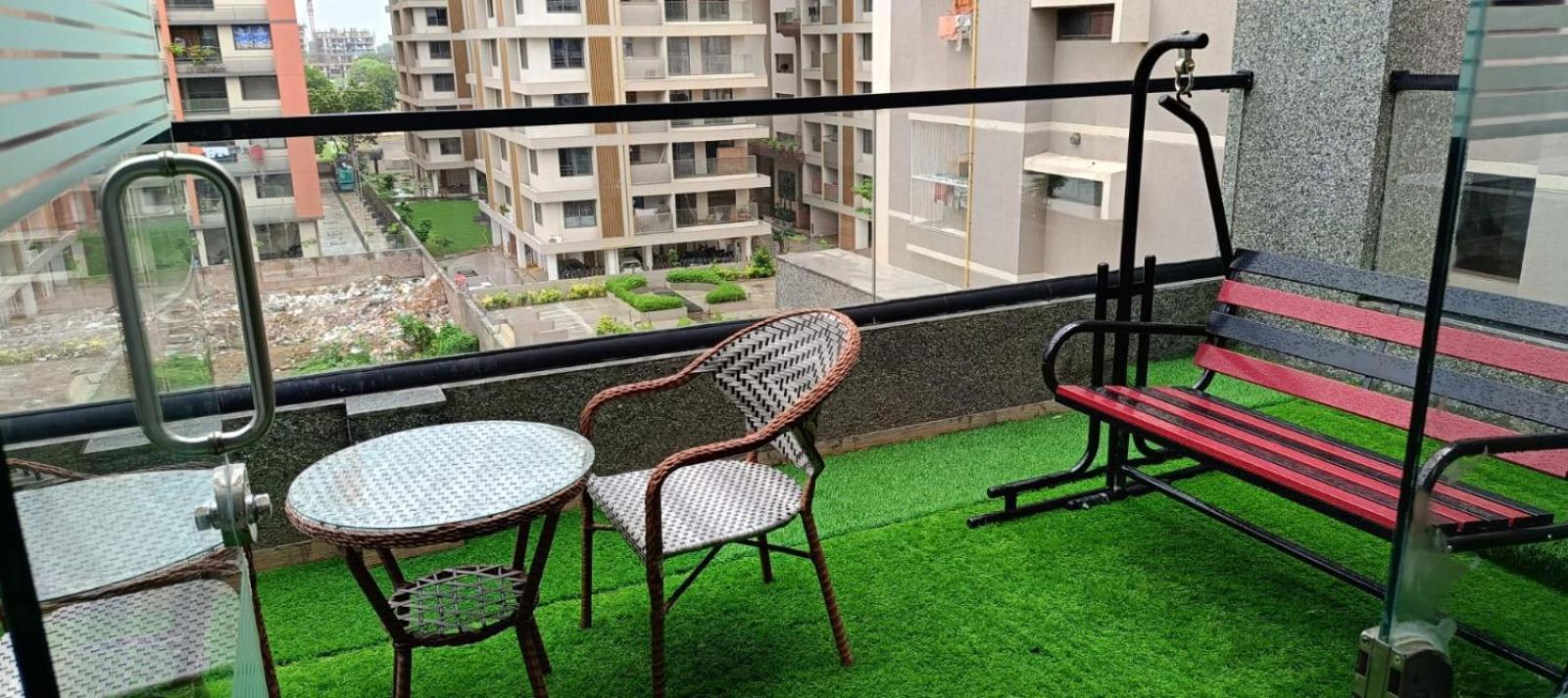 Hotel Royal Square Gandhinagar Dış mekan fotoğraf