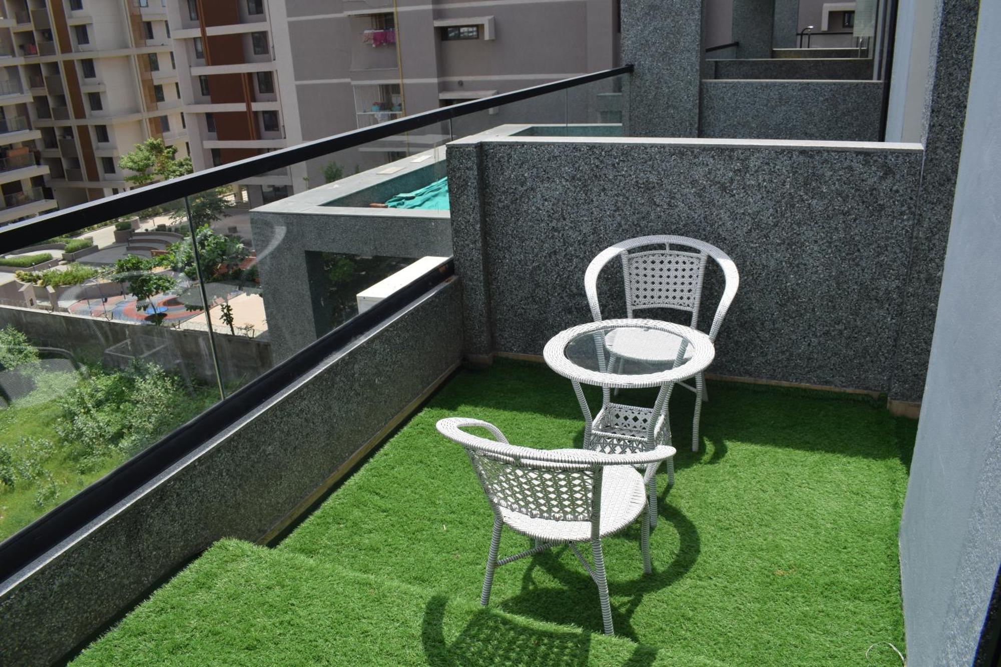 Hotel Royal Square Gandhinagar Dış mekan fotoğraf